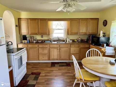 2139 Vassar, Davison, MI 48423 photo 2