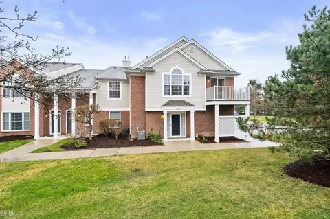 16554 Norfolk, Macomb, MI 48044