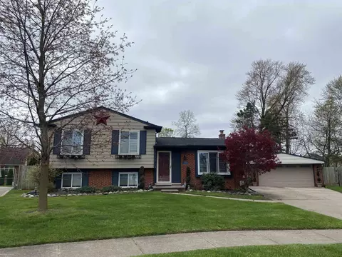 41208 N Central, Sterling Heights, MI 48313