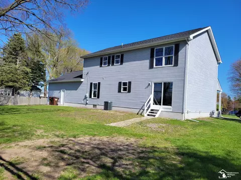 Exterior - 2095 Fairview, Monroe, MI 48162 photo 3 of 9