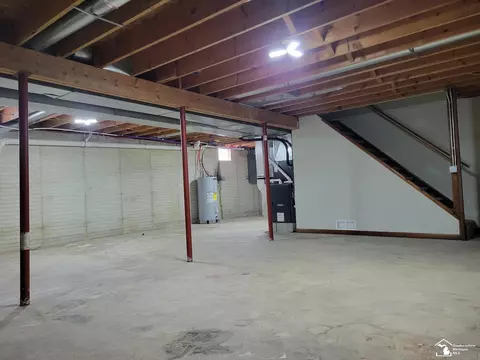 Exterior - 2095 Fairview, Monroe, MI 48162 photo 5 of 9