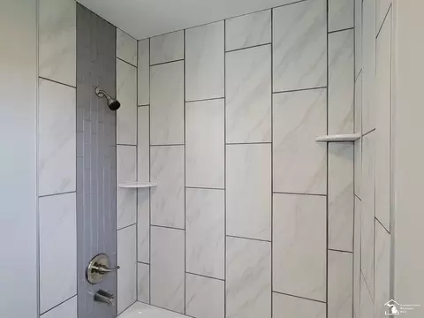 Bath - 2095 Fairview, Monroe, MI 48162 photo 5 of 5
