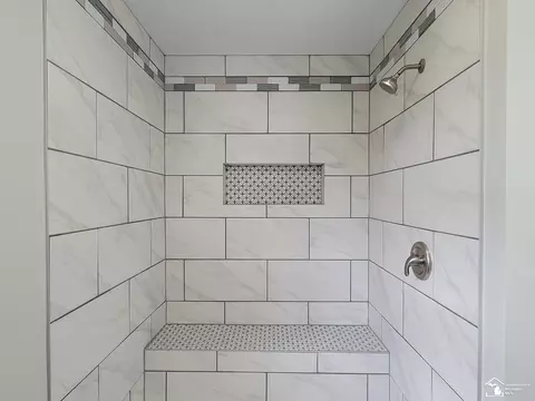 Bath - 2095 Fairview, Monroe, MI 48162 photo 3 of 5