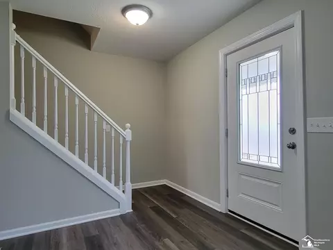 Entry Way - 2095 Fairview, Monroe, MI 48162 photo 1 of 2