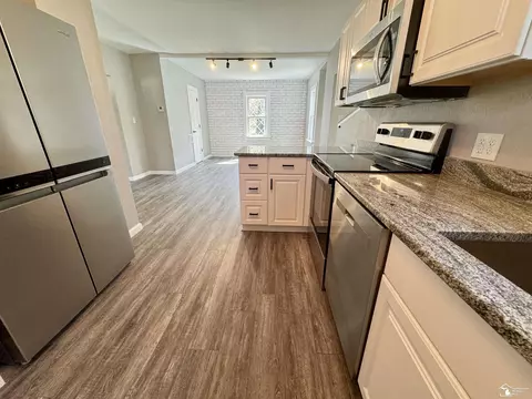 Kitchen - 619 W Sterns, Temperance, MI 48182 photo 3 of 3