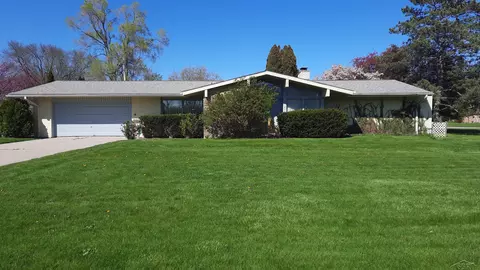 2777 Oak, Bay City, MI 48706