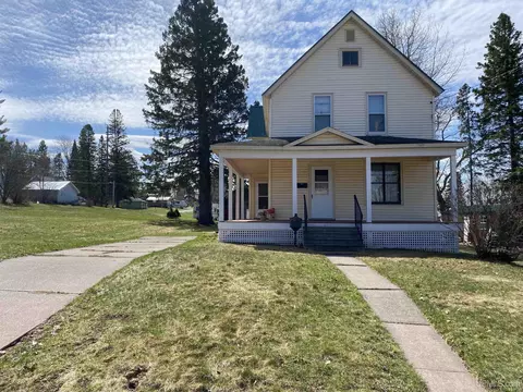107 W W Pne, Ironwood, MI 49938