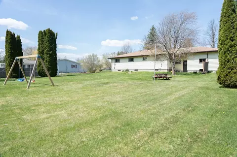 Exterior - 1476 Parish, Kawkawlin, MI 48631 photo 6 of 10
