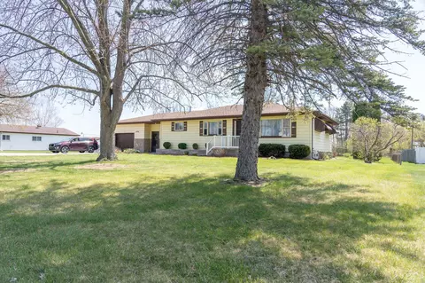 Exterior - 1476 Parish, Kawkawlin, MI 48631 photo 3 of 10