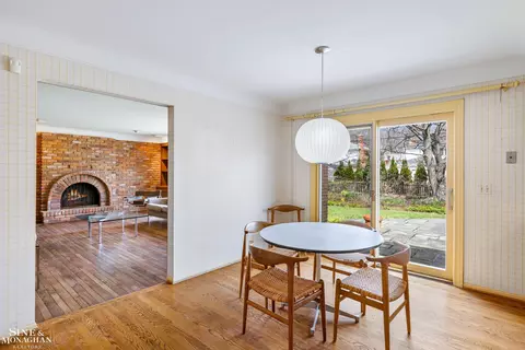 Dining - 544 Coventry, Grosse Pointe Woods, MI 48236 photo 3 of 3