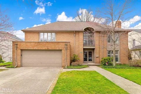 Exterior - 544 Coventry, Grosse Pointe Woods, MI 48236 photo 16 of 17