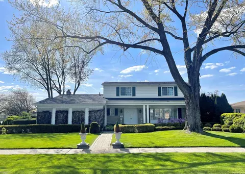 32007 Claeys Dr, Warren, MI 48093