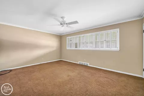 Other - 966 Hidden Ln, Grosse Pointe Woods, MI 48236 photo 8 of 12
