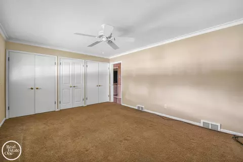 Other - 966 Hidden Ln, Grosse Pointe Woods, MI 48236 photo 6 of 12