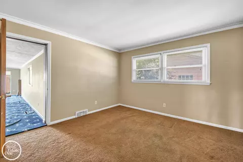 Other - 966 Hidden Ln, Grosse Pointe Woods, MI 48236 photo 7 of 12