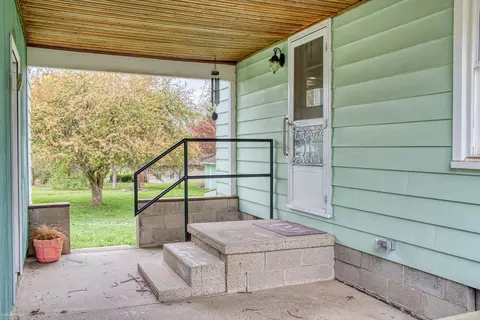 Exterior - 11439 E Riv, Dewitt, MI 48820 photo 4 of 4