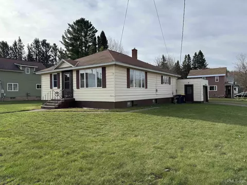 215 W Galena, Bessemer, MI 49911