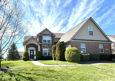 8484 Woodridge, Davison, MI 48423