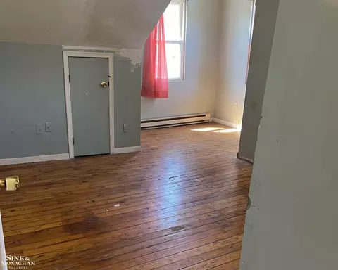 416 Ruskin Ave, Algonac, MI 48001 photo 12