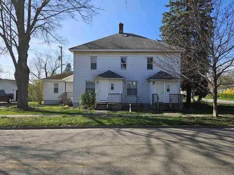 4554 Pine, Columbiaville, MI 48421