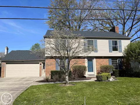 300 Roosevelt, Grosse Pointe, MI 48230