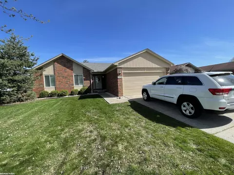 20785 Cueter, Clinton Township, MI 48038