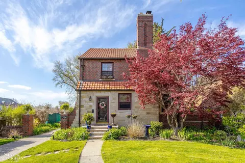 15417 Essex, Grosse Pointe Park, MI 48230