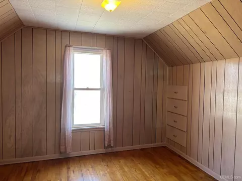 108 North, Wakefield, MI 49968 photo 7