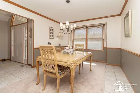 Dining - 1280 Valetta, Temperance, MI 48182 photo 1 of 2