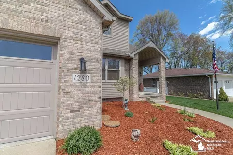 Exterior - 1280 Valetta, Temperance, MI 48182 photo 2 of 7