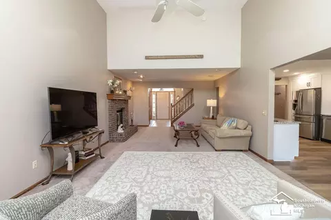 Living - 1280 Valetta, Temperance, MI 48182 photo 2 of 3