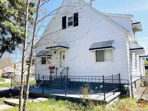 122 E Murphy, Bay City, MI 48706
