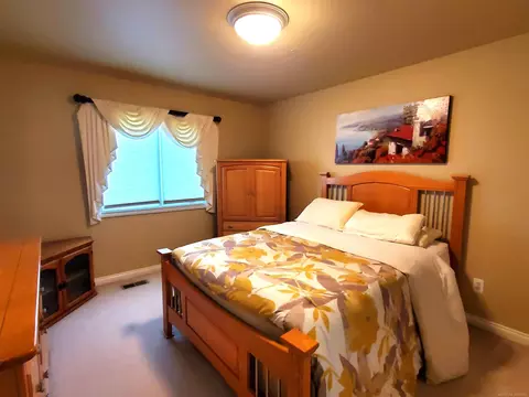 Bedroom - 20389 Windward, Macomb, MI 48044 photo 3 of 3
