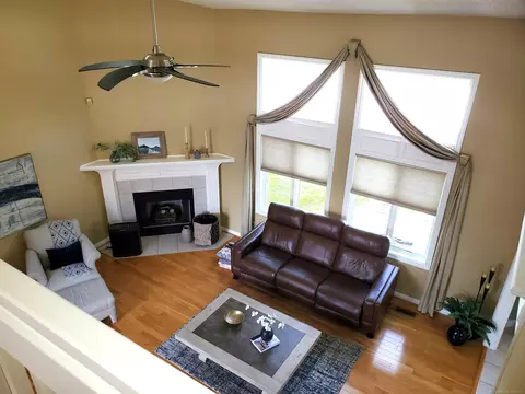 Living - 20389 Windward, Macomb, MI 48044 photo 3 of 3