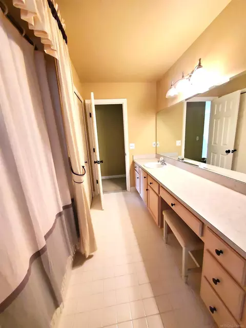Bath - 20389 Windward, Macomb, MI 48044 photo 10 of 10