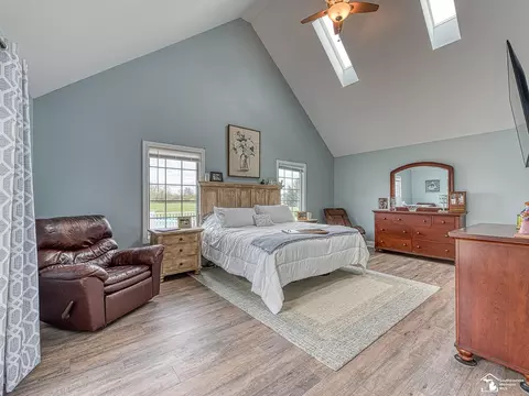 Bedroom - 3340 Reinhardt, Monroe, MI 48162 photo 1 of 14