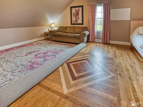 Living - 3340 Reinhardt, Monroe, MI 48162 photo 7 of 9