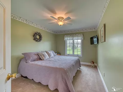 Bedroom - 3340 Reinhardt, Monroe, MI 48162 photo 6 of 14