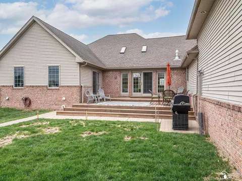 Exterior - 3340 Reinhardt, Monroe, MI 48162 photo 4 of 9