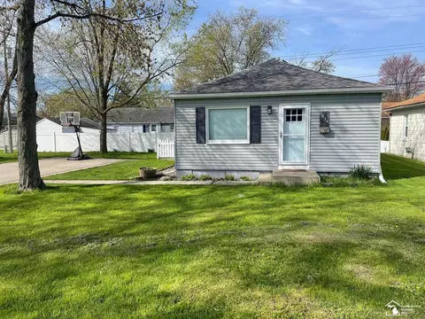 3414 Meadowcrest, Monroe, MI 48162