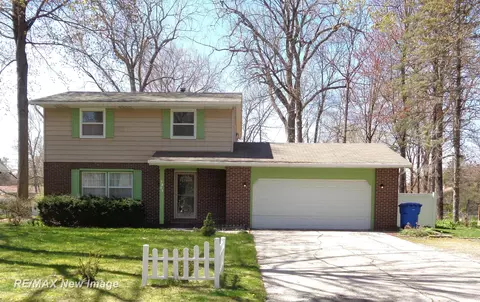 3809 Fuller, Midland, MI 48642