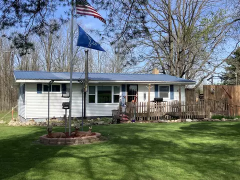 4744 Herner, Rhodes, MI 48652