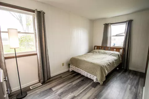 Bedroom - 815 State, Vassar, MI 48768 photo 7 of 12