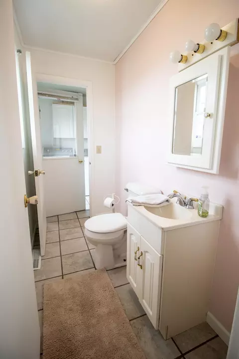 Bath - 815 State, Vassar, MI 48768 photo 5 of 5