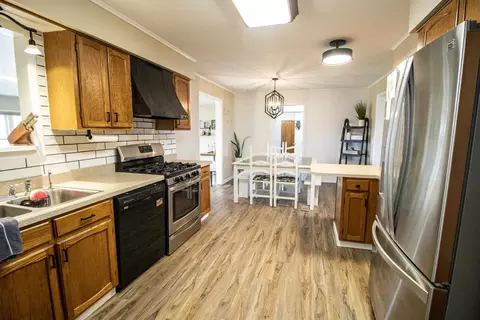 Kitchen - 815 State, Vassar, MI 48768 photo 4 of 4