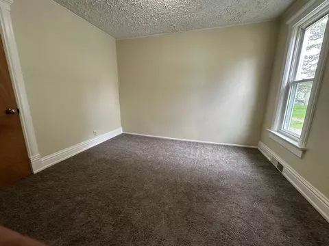 Bedroom - 735 Cayuga, Gladwin, MI 48624 photo 4 of 4