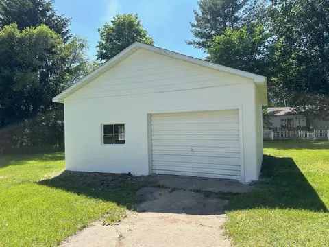 Other - 735 Cayuga, Gladwin, MI 48624 photo 2 of 4