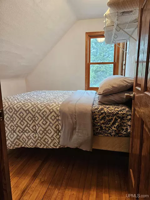 Bedroom - 611 Ashlund, Wakefield, MI 49968 photo 6 of 6