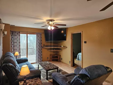 Living - 611 Ashlund, Wakefield, MI 49968 photo 2 of 2