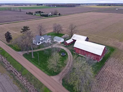 2087 Allan, Owosso, MI 48867